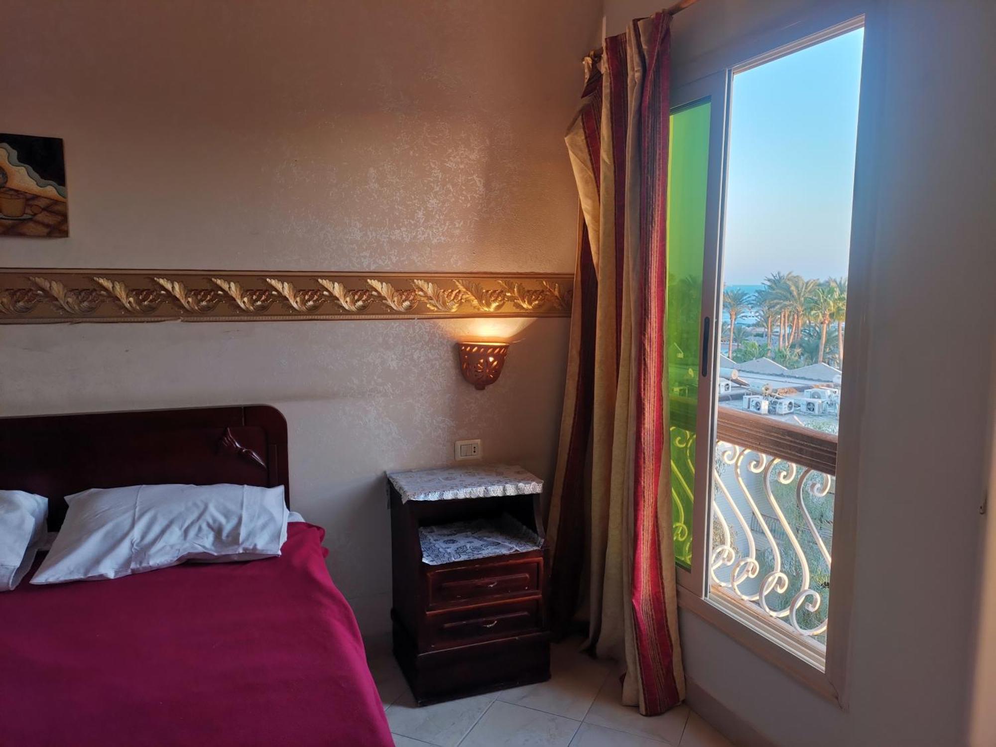 Golden Rose Hotel Hurghada Værelse billede
